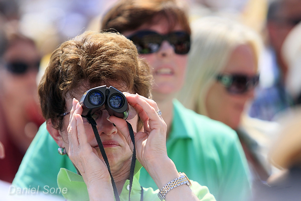 photographing the pope